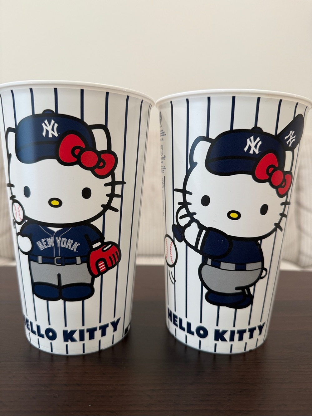 2026 Hello Kitty New York Yankees Plastic Cup*1